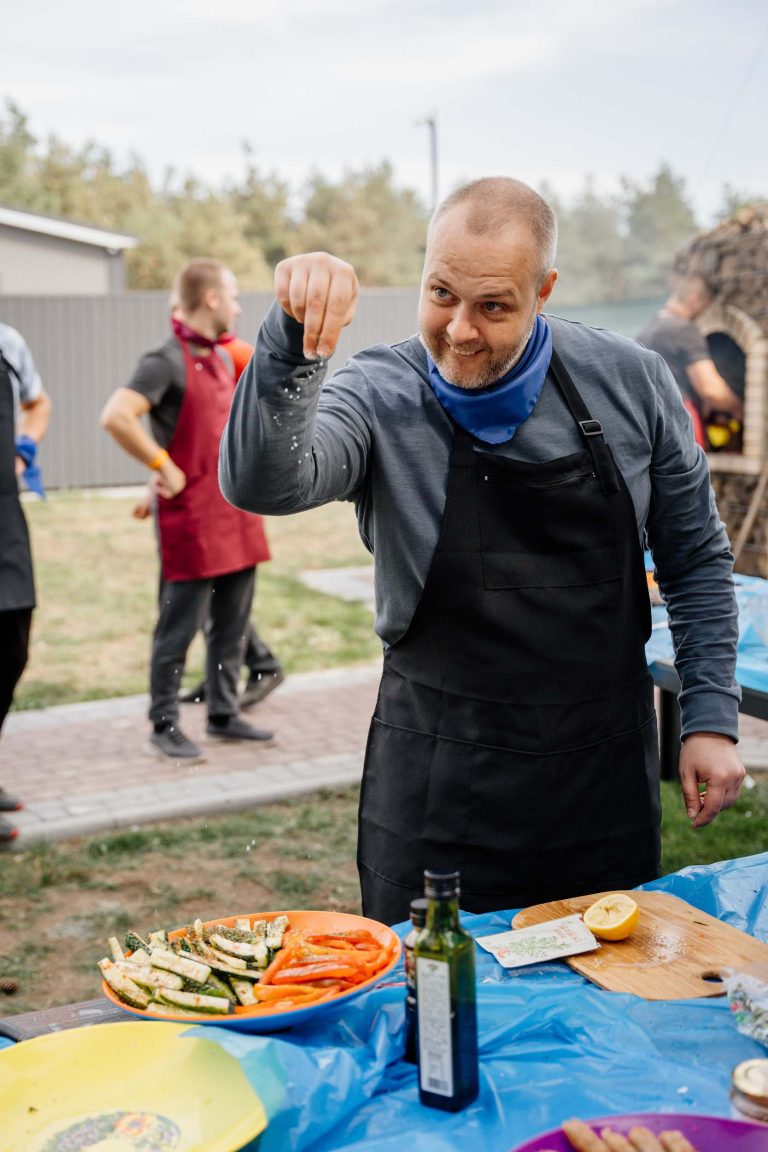 кулінарний тимбілдинг, кулінарний тимбілдинг Київ, кулінарний тимбілдинг Дніпро, організація кулінарного тимбілдингу