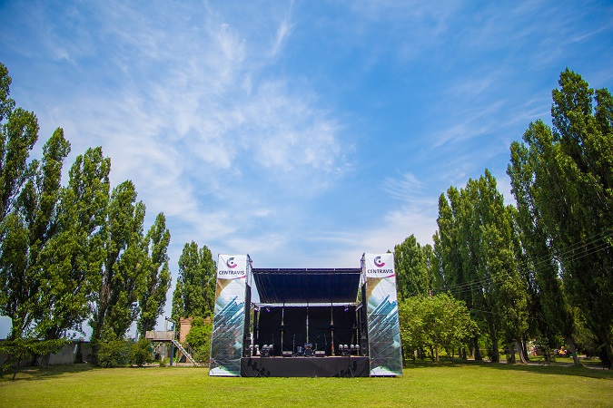 Family Day та корпоративний пікнік до Дня Металурга у форматі вільного тимбілдингу на 2500 учасників від івент агентства Luxury Communication.